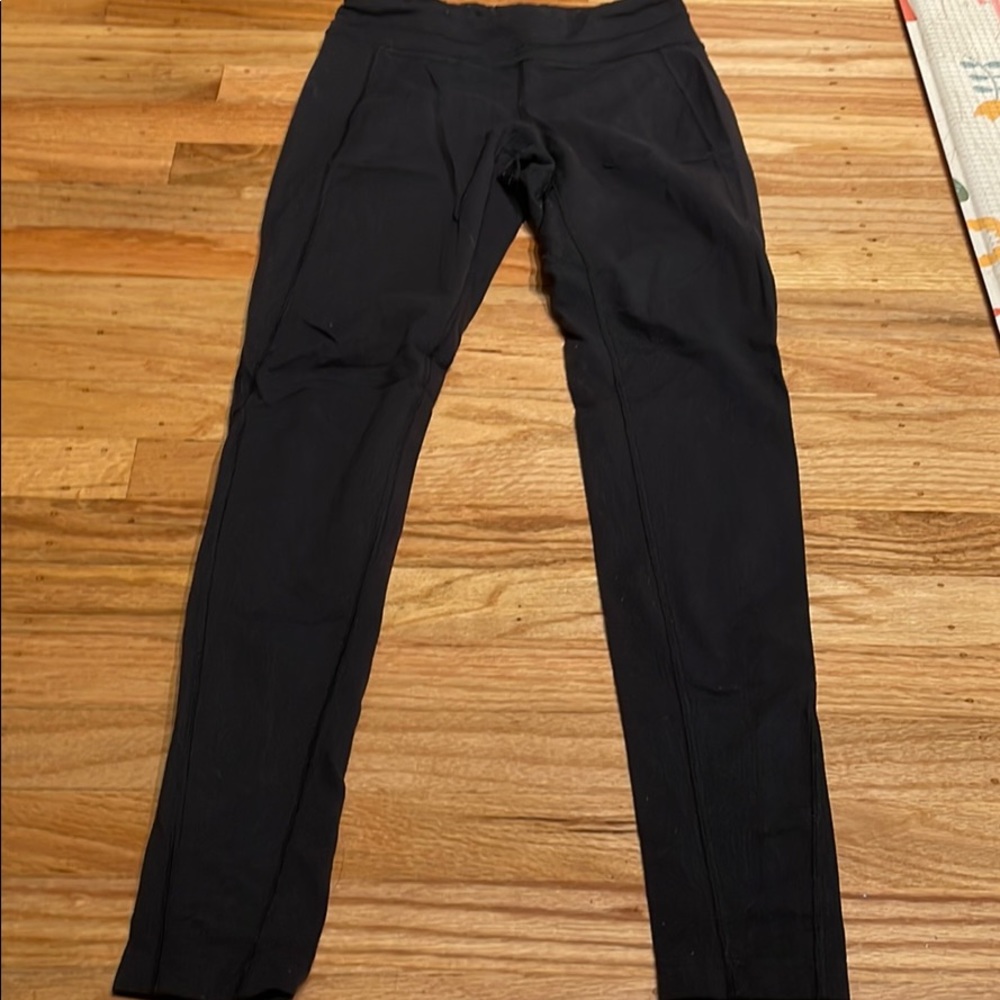 Black leggings